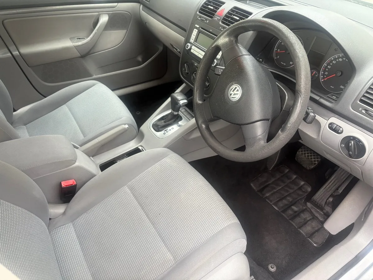 Volkswagen Jetta 2008 - Image 3