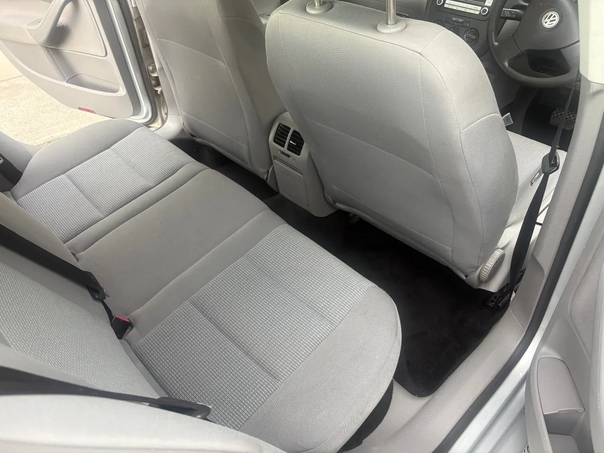 Volkswagen Jetta 2008 - Image 4