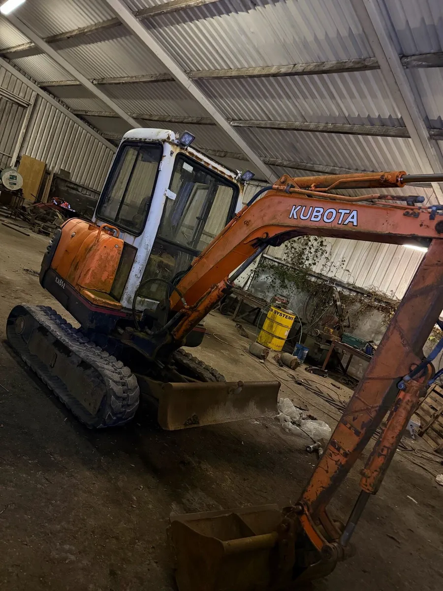 Kubota mini digger 2004 - Image 1