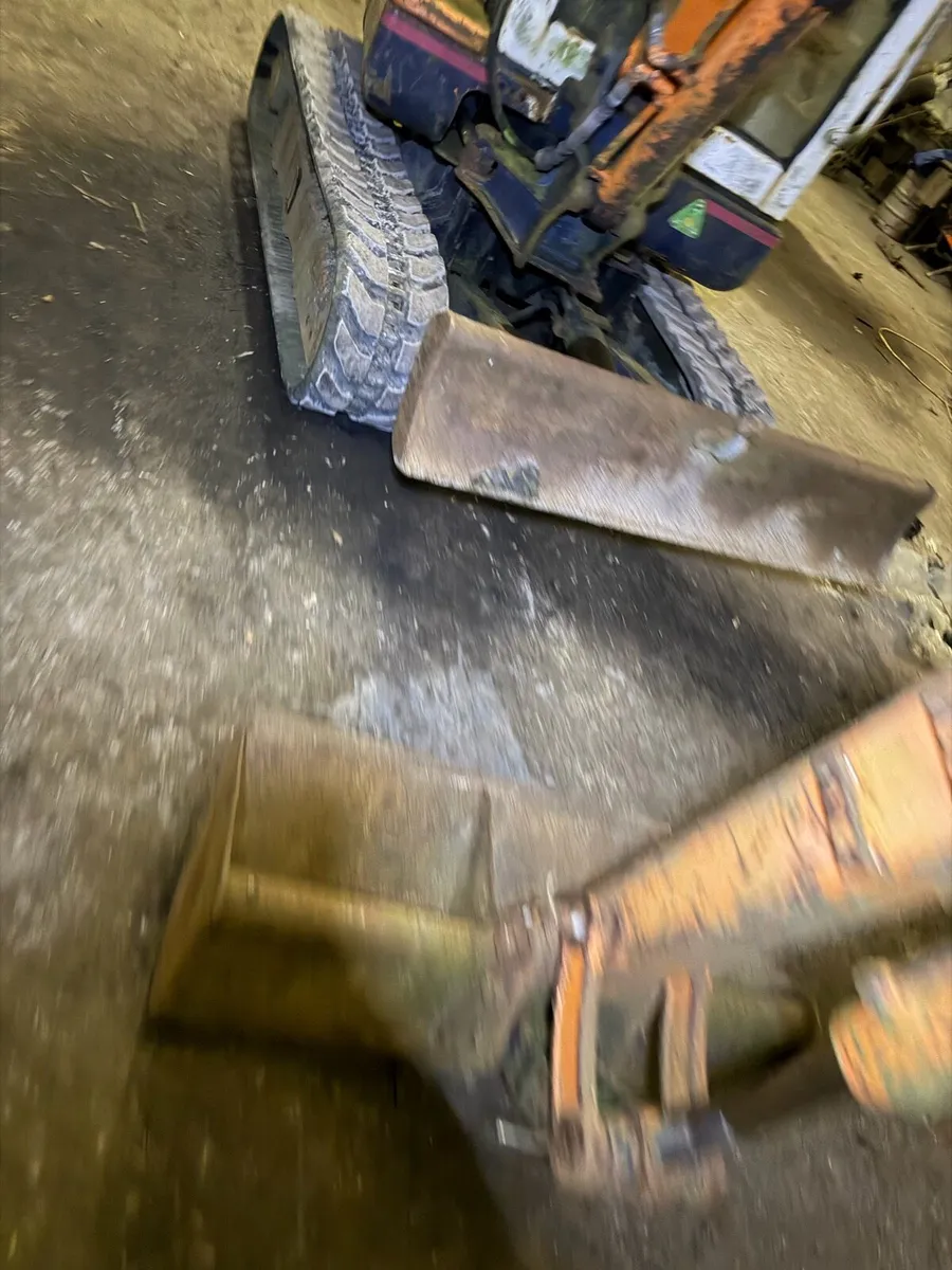 Kubota mini digger 2004 - Image 3