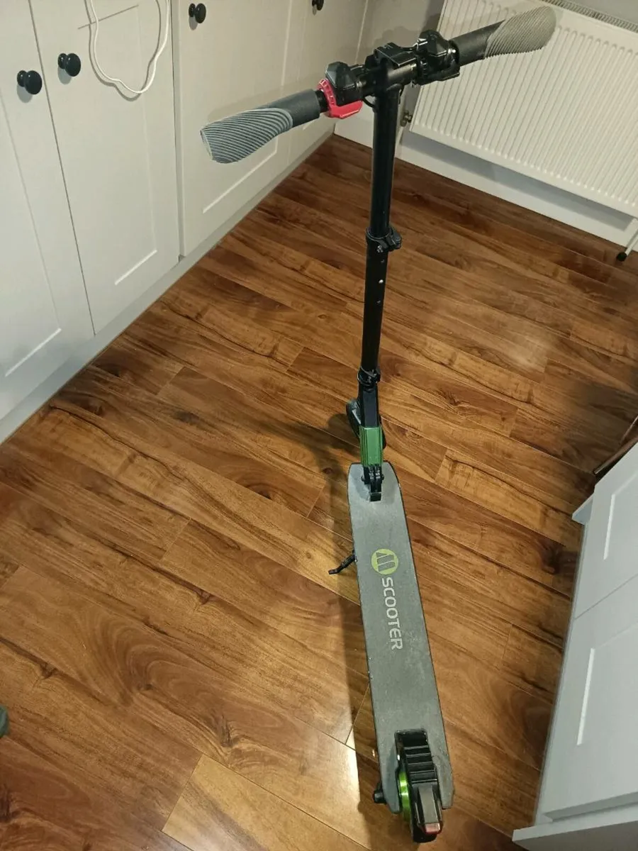 Electric scooter - Image 1