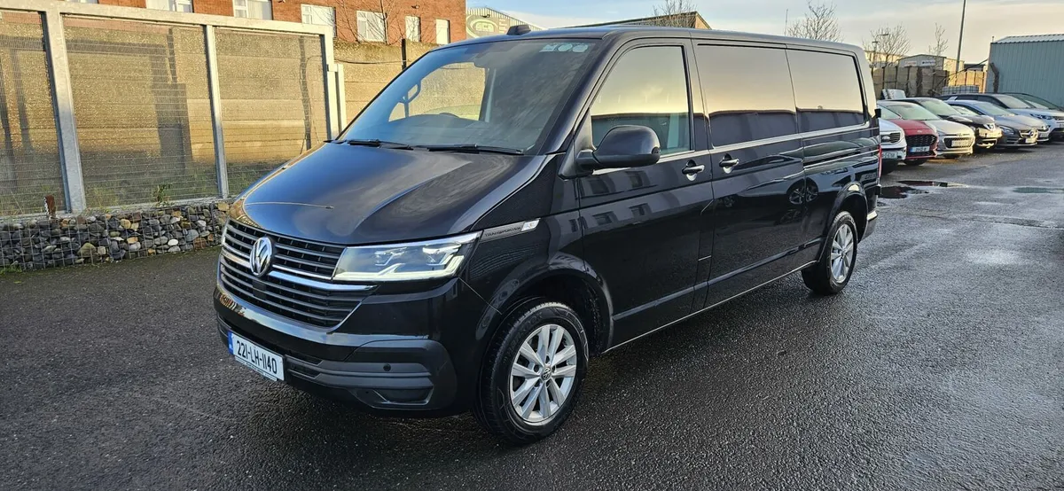 Volkswagen Transporter LWB Highline 150 BHP - Image 3