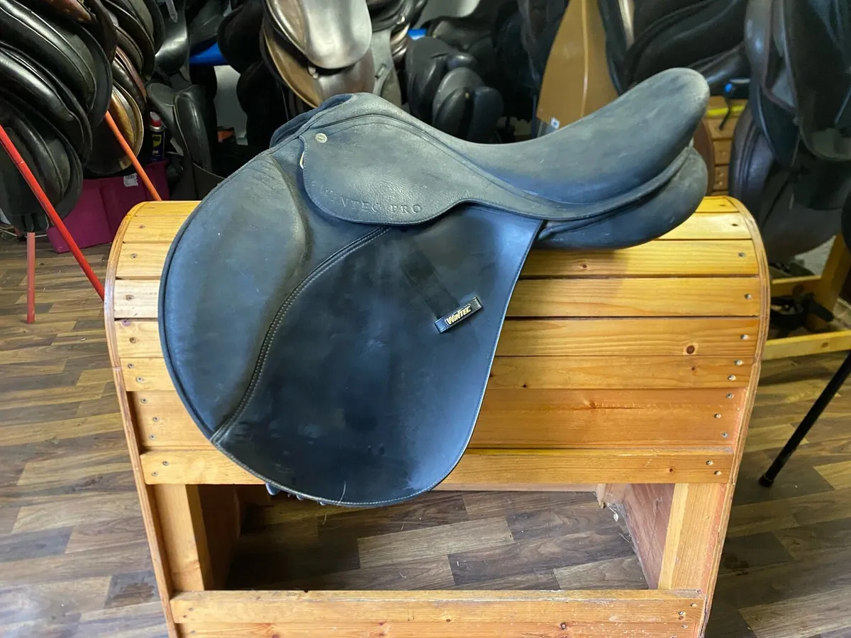 Wintec adjustable saddle - Image 1