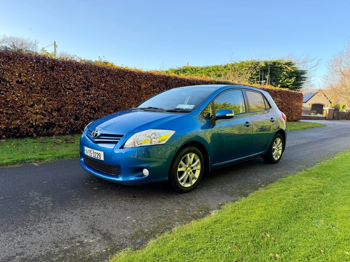 2011 Toyota Auris Nct+Tax Excellent condition - Image 1