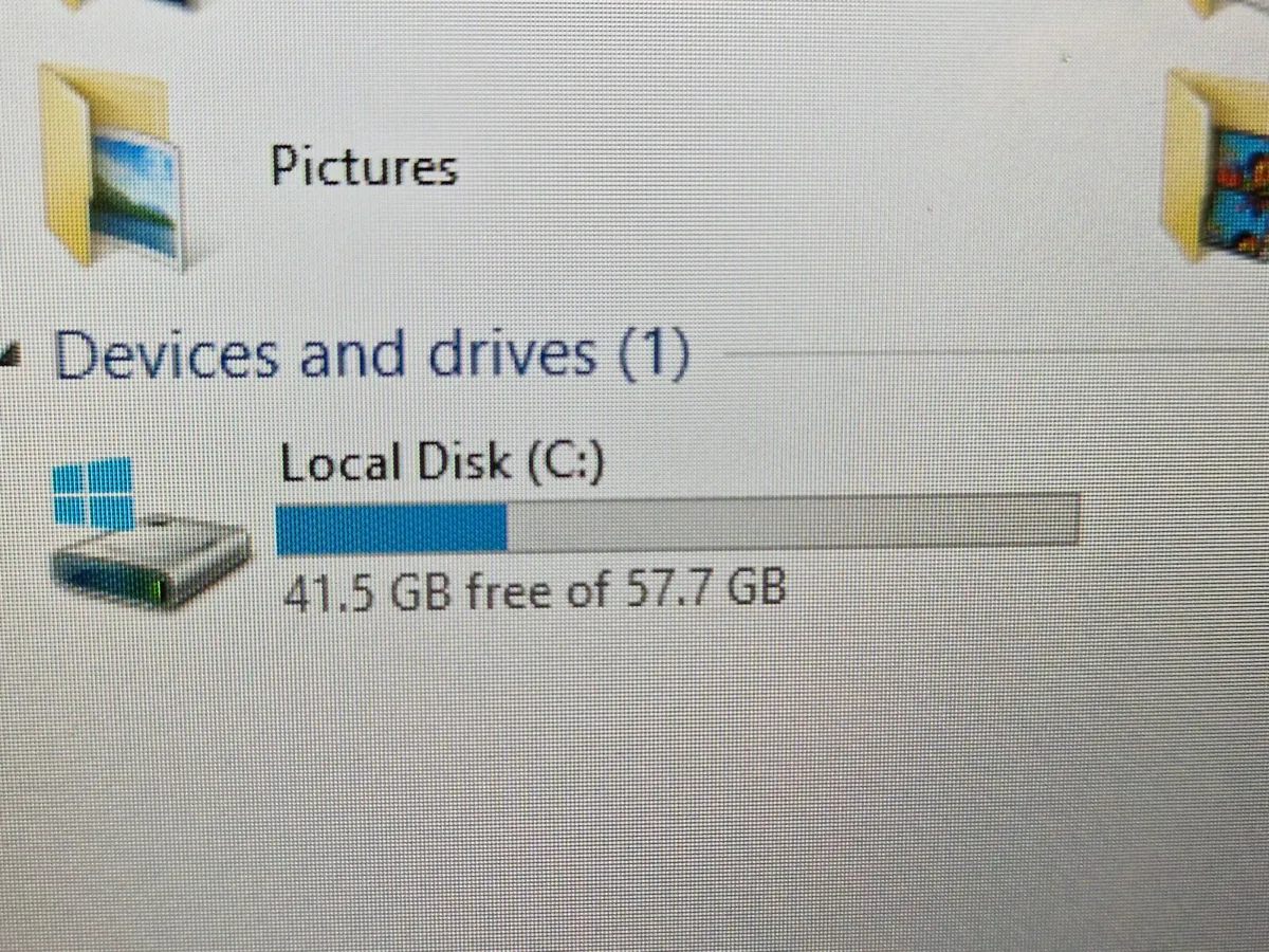 ASUS Laptop Tablet CN9935, Windows 8, 2GB Ram 64GB - Image 3