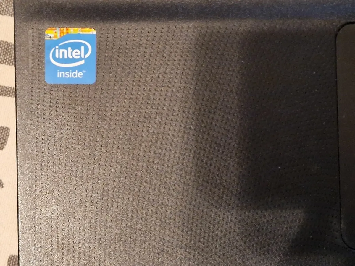 Packard Bell Laptop, EasyNote Z5WGM Intel Celeron - Image 3