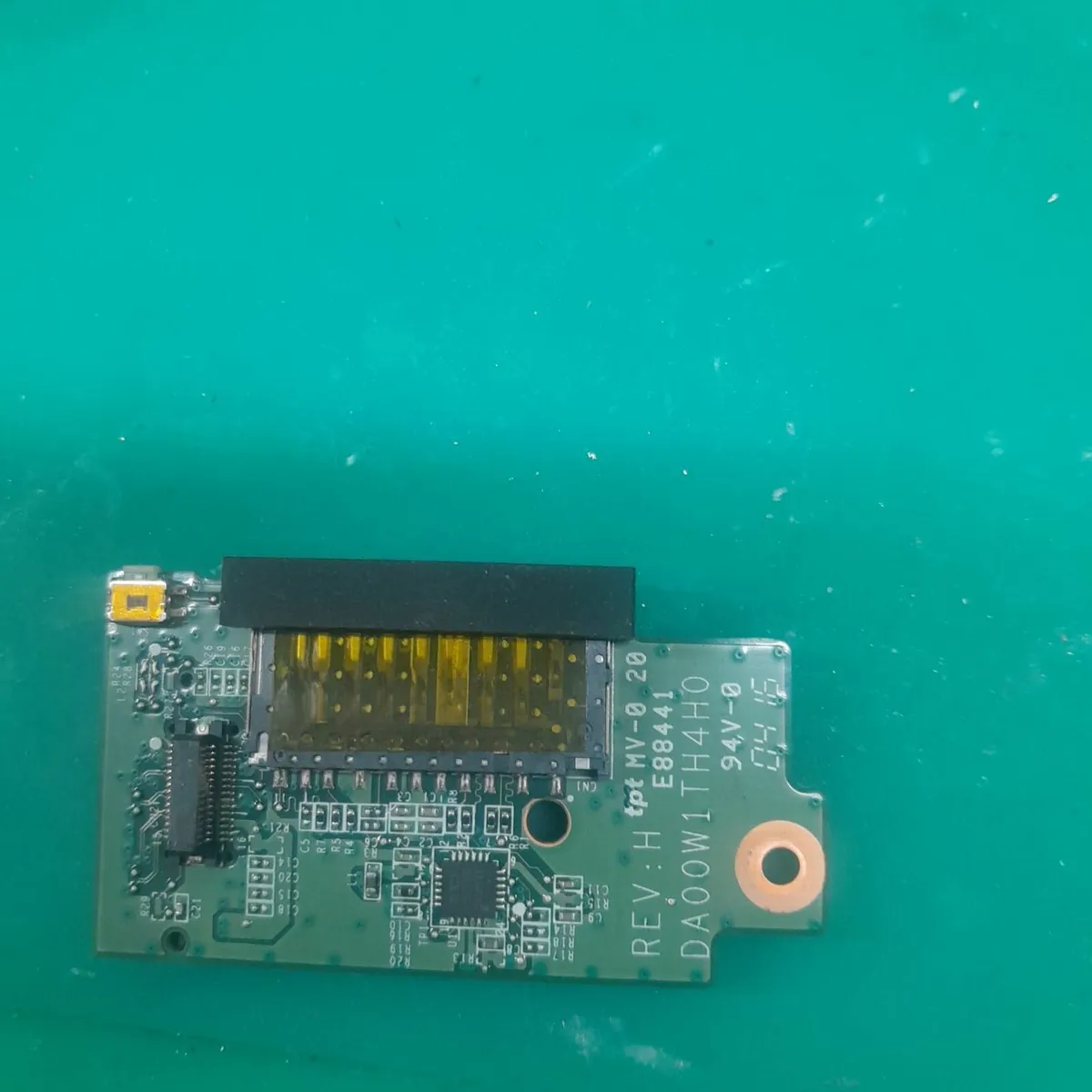 ASUS CHROMEBOX LAPTOP switch botton SD CARD READER - Image 1