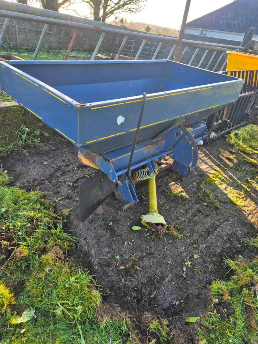 Yard clearence - Image 1