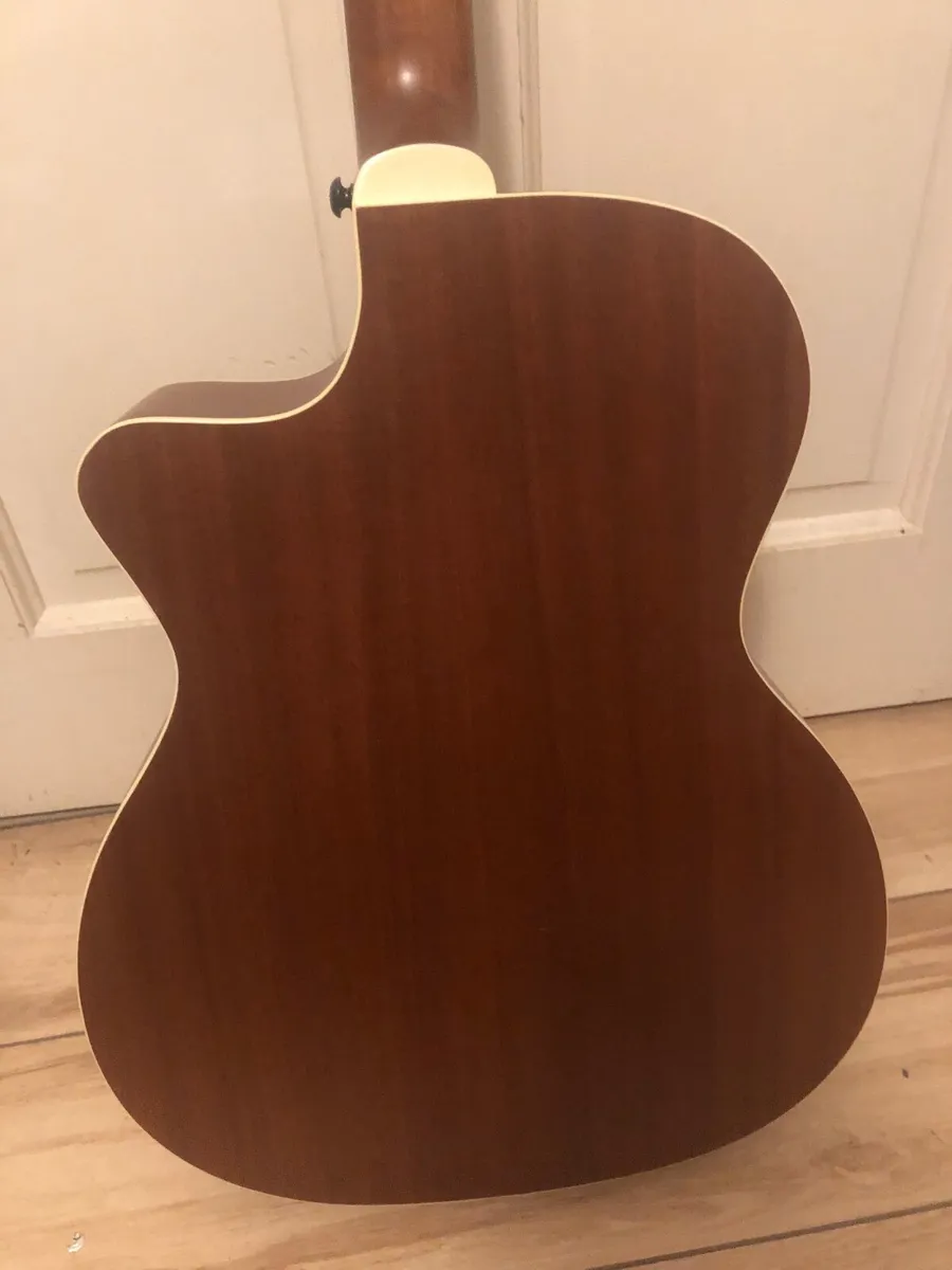 A Guild Guitar - Image 3