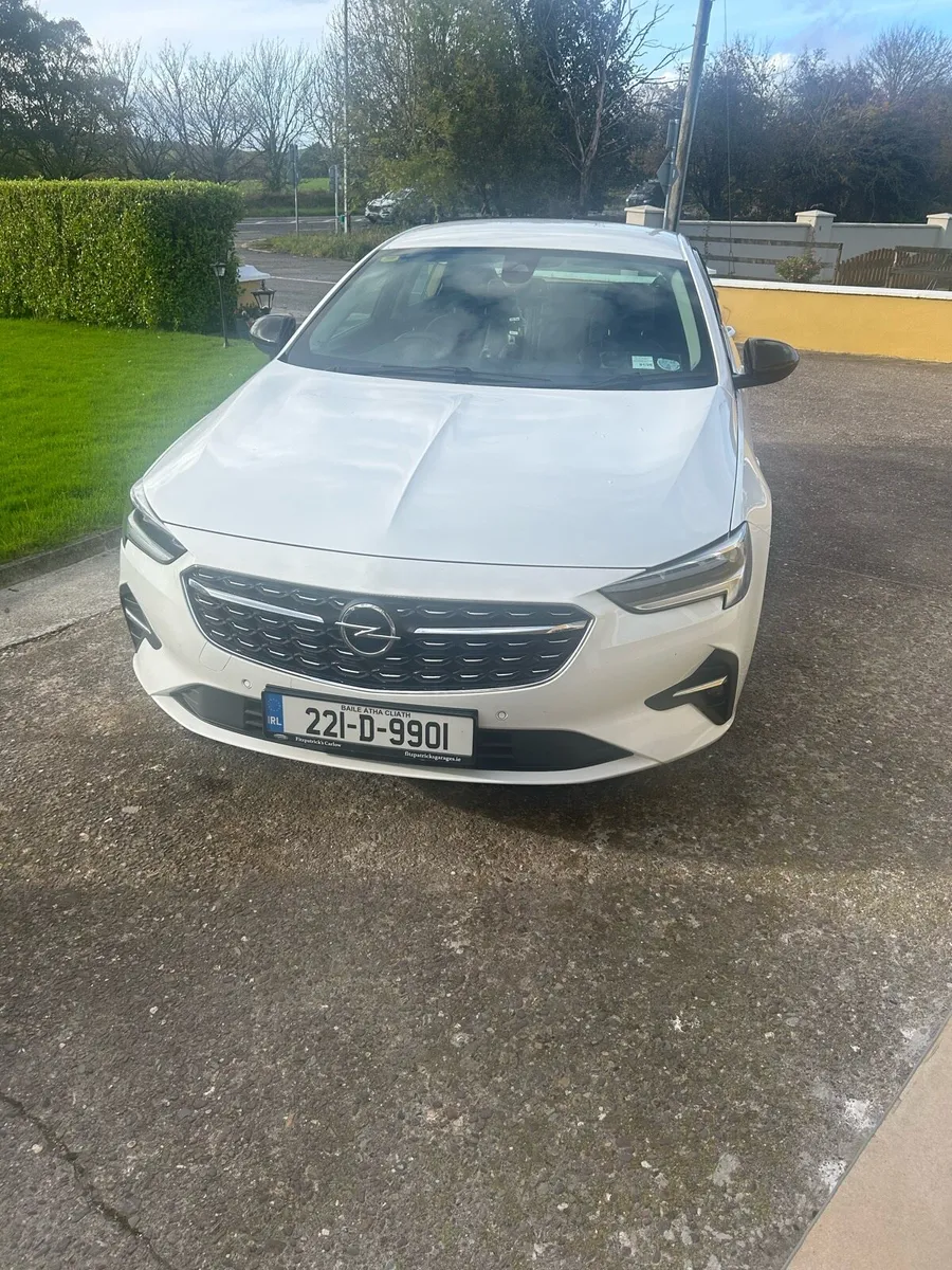 Opel insignia 2022 mint - Image 2