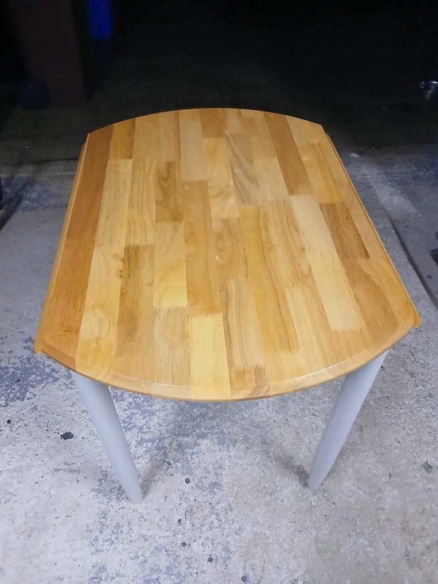 Kitchen table - Image 4