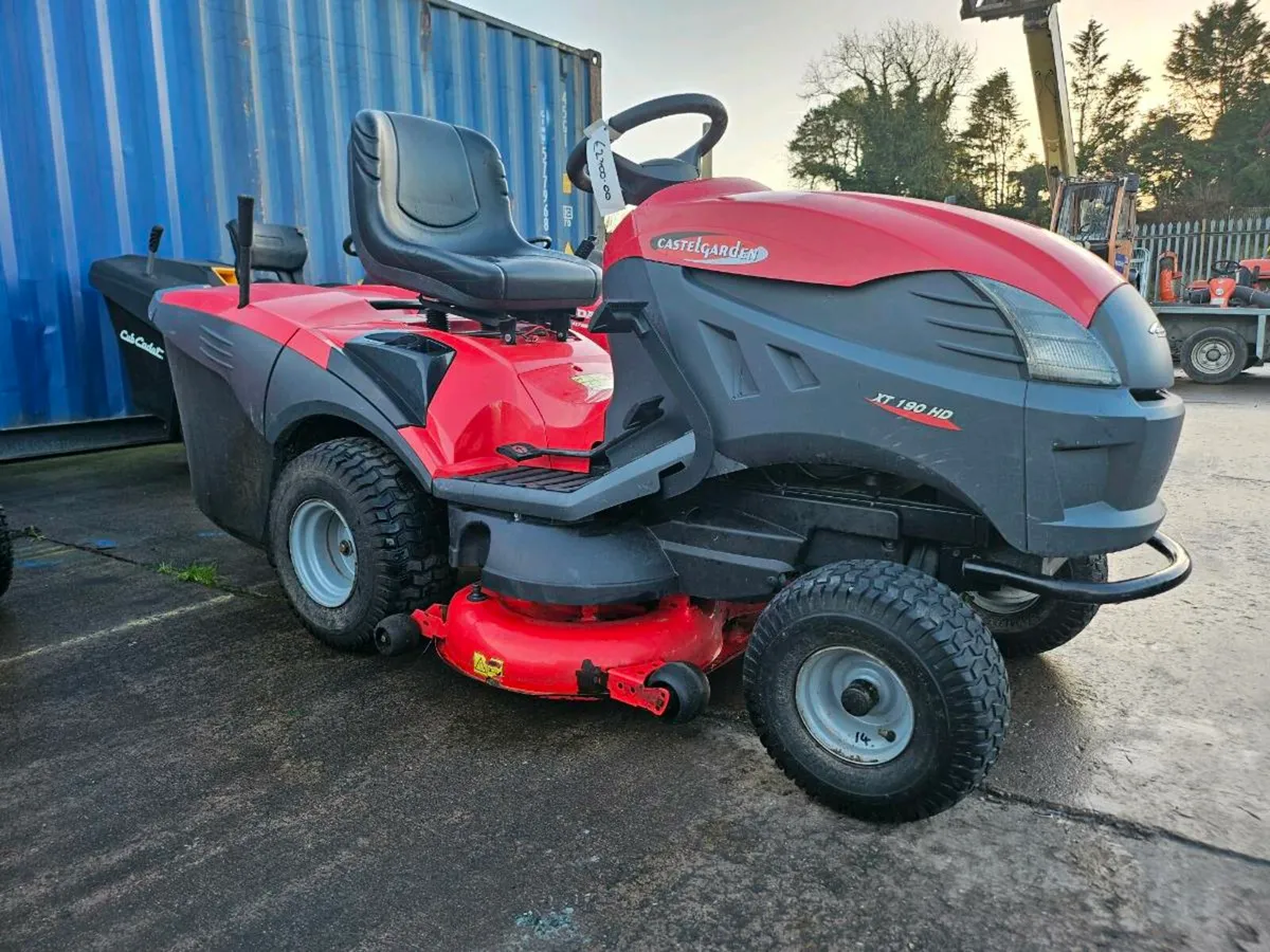 2015 Castelgarden XT190 HD Ride on Lawnmower - Image 1