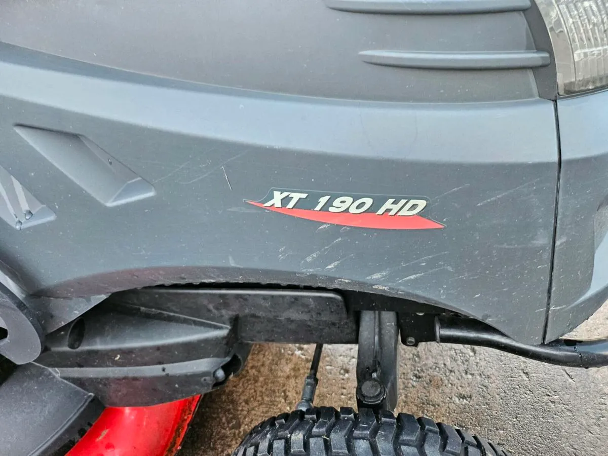2015 Castelgarden XT190 HD Ride on Lawnmower - Image 2