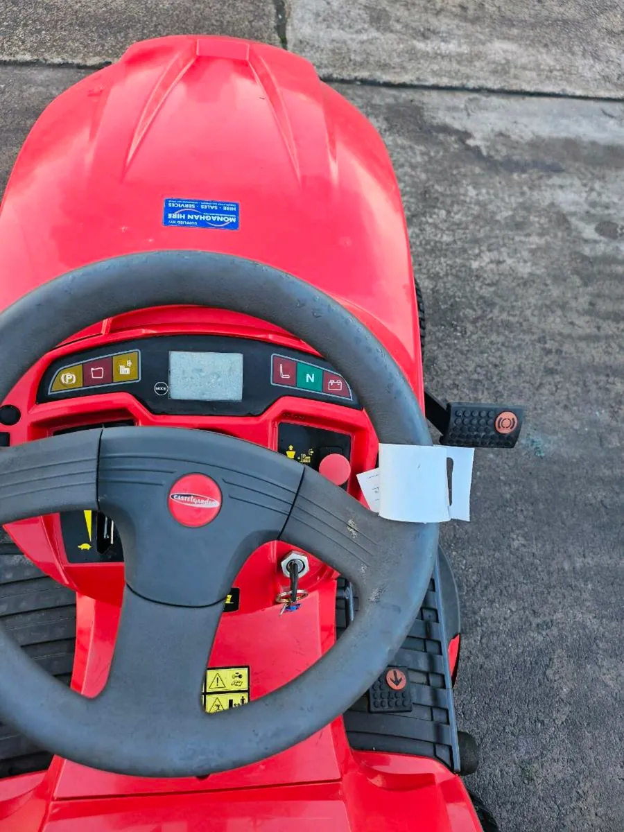 2015 Castelgarden XT190 HD Ride on Lawnmower - Image 4