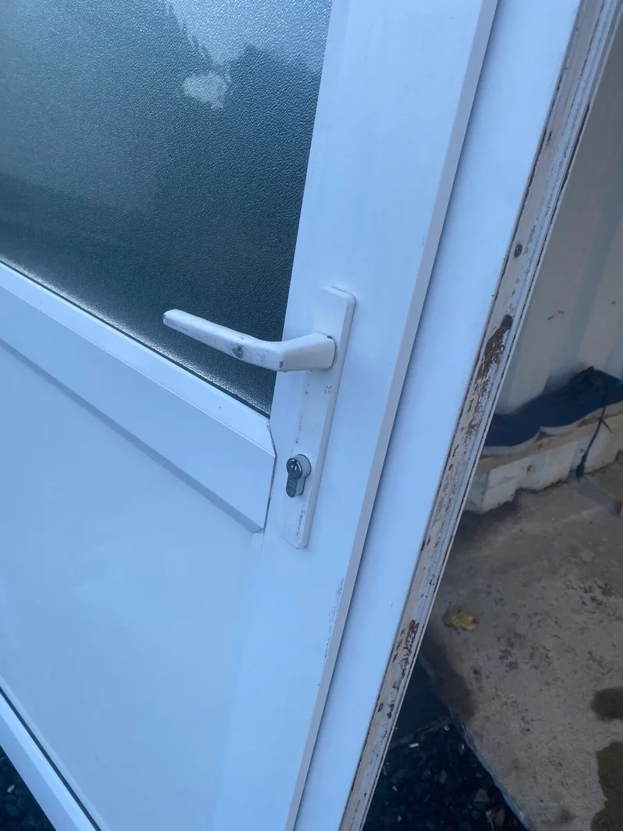 PVC door - Image 3