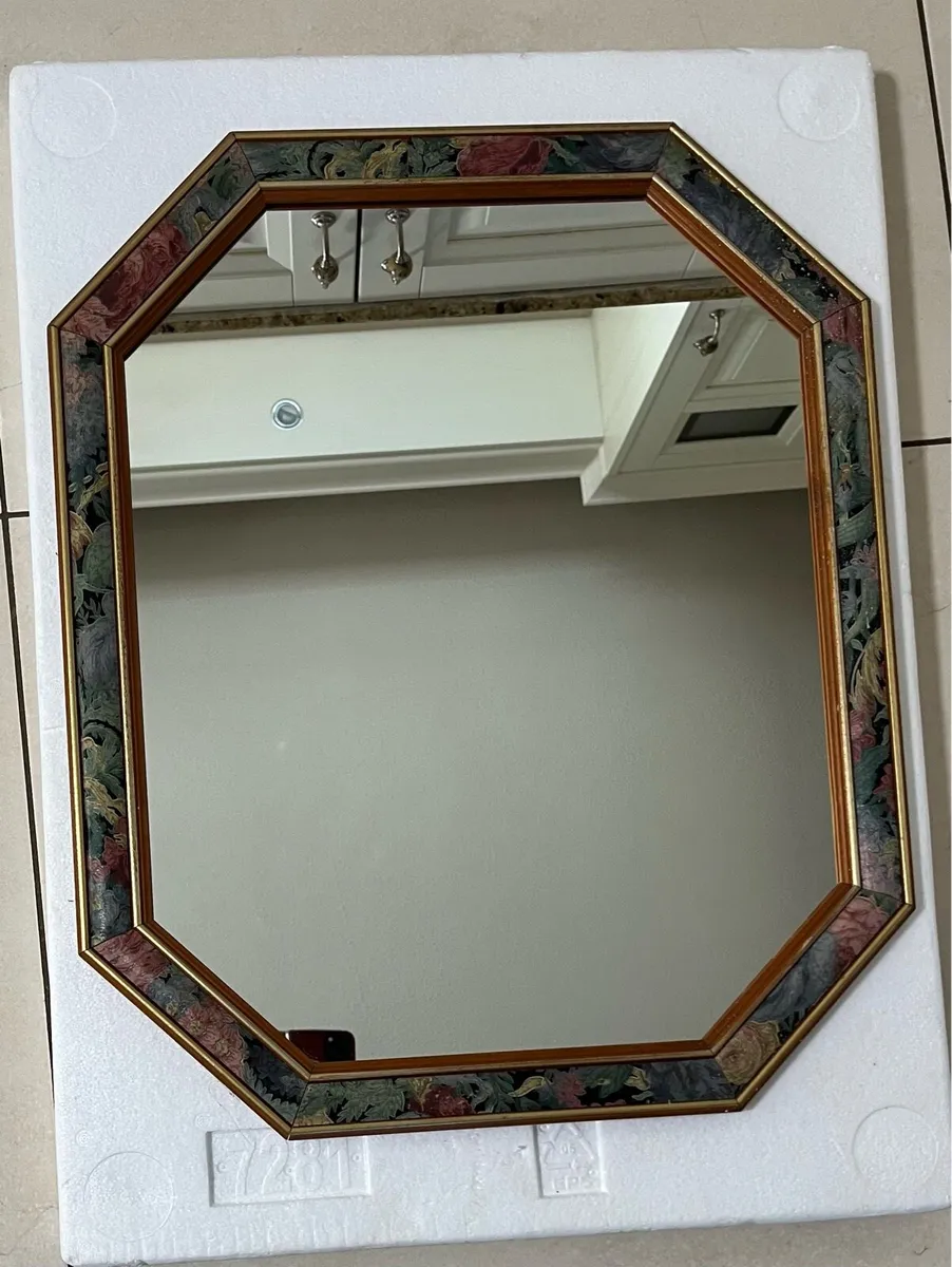 Octagon Shaped Ornamental Mirror - Image 2