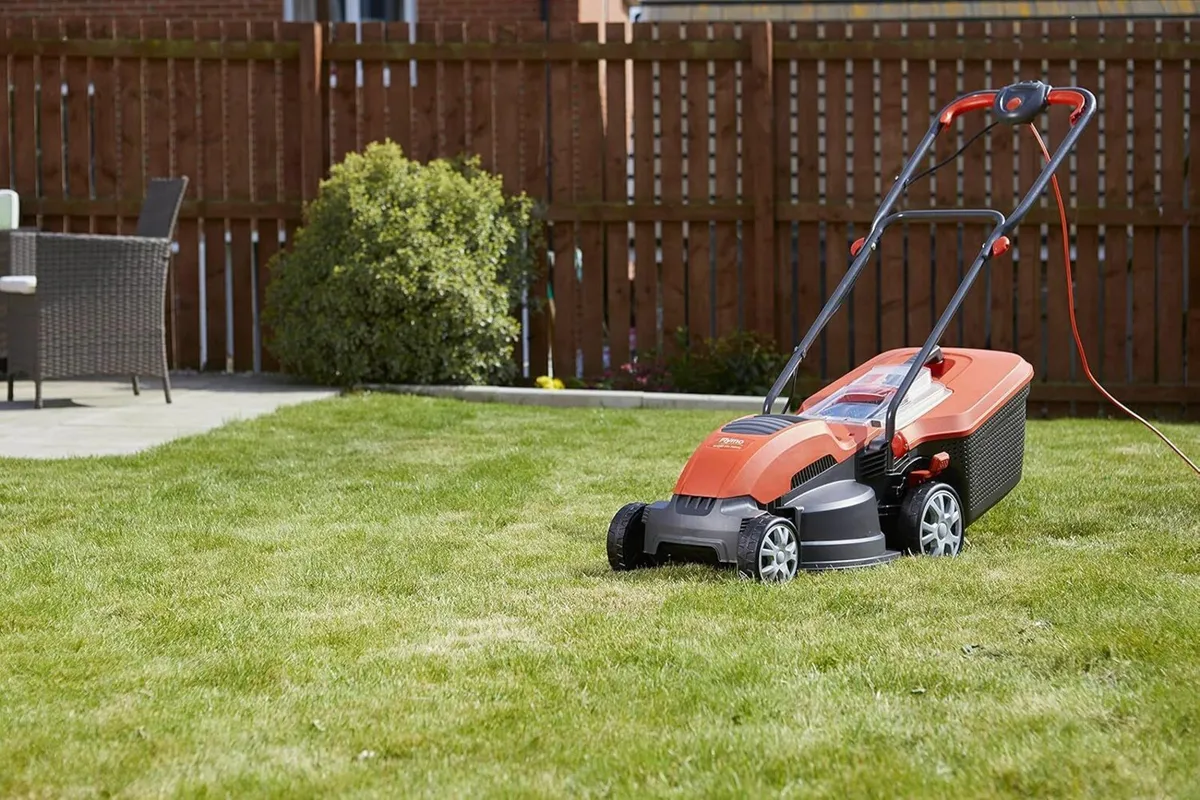 Electric Rotary Lawn Mower, 1500W 36cm Cutting - Image 3