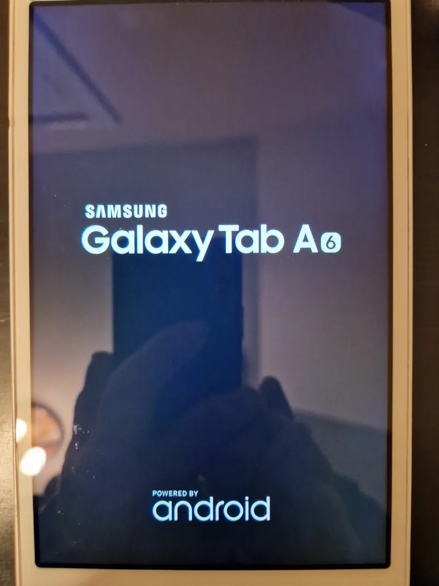 Samsung Galaxy Tab A Tablet, SM-T280 8 GB White - Image 3