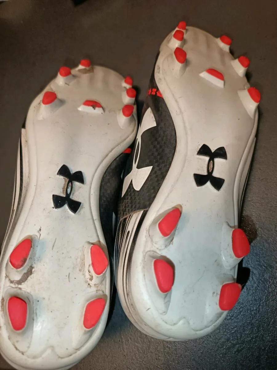 Soccer shoes - Image 3