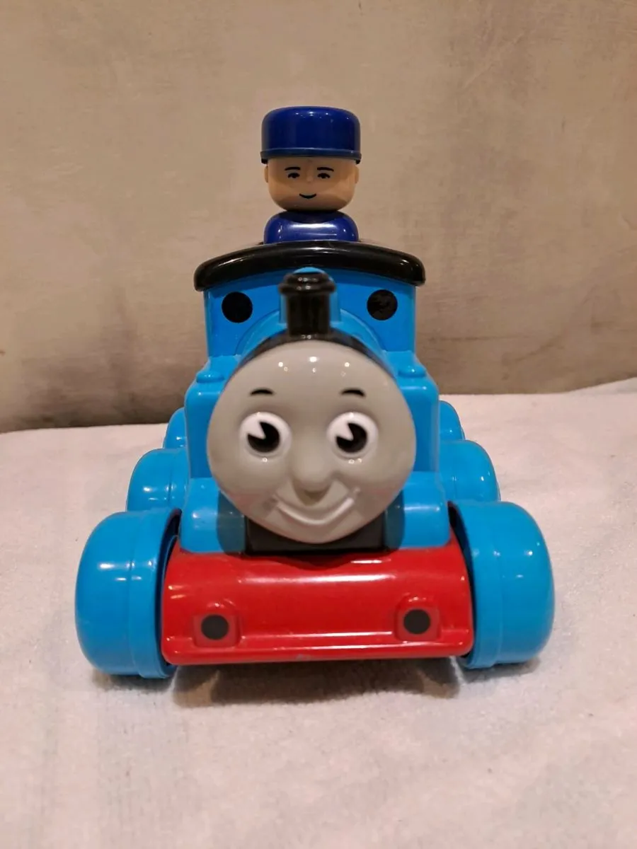 1997 Tomy Push 'n' Go Thomas collectable toy - Image 1
