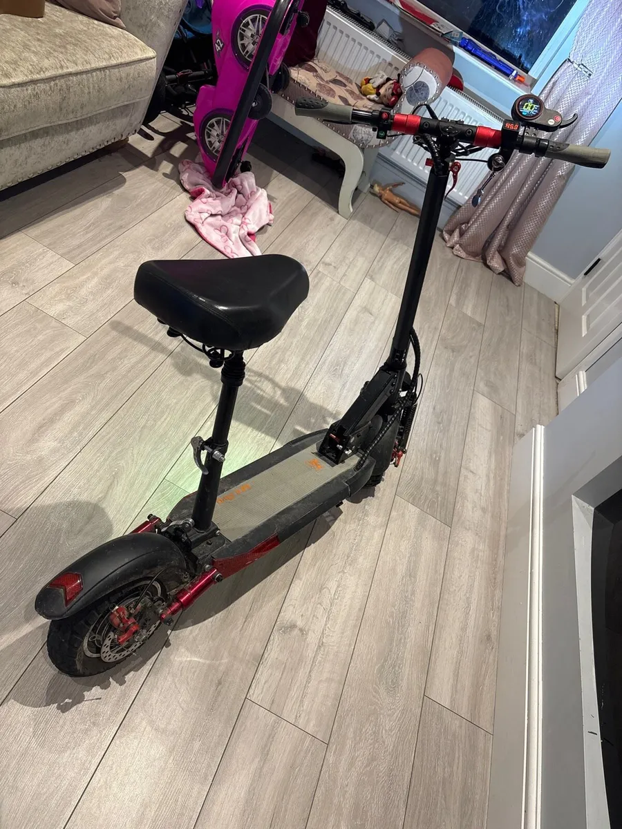 E scooter - Image 2