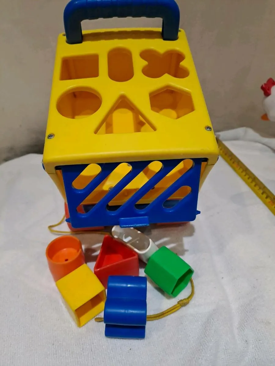 1980s Kiddicraft Shape Tipper truck - Image 3