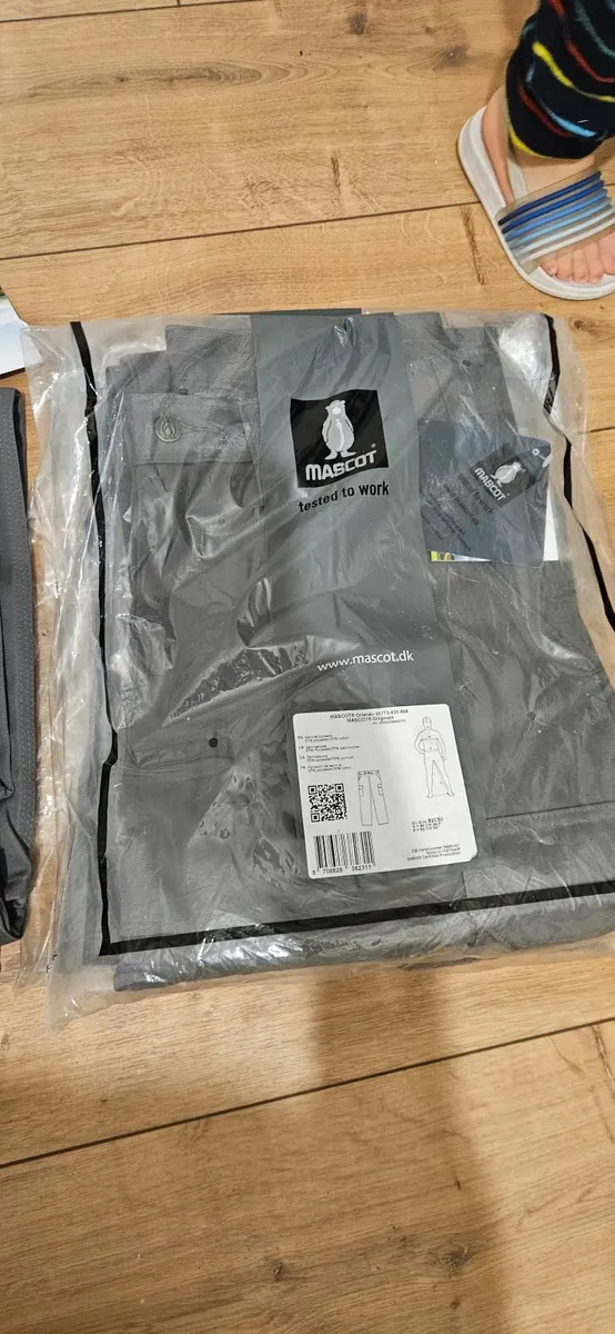 Work trousers - Image 2