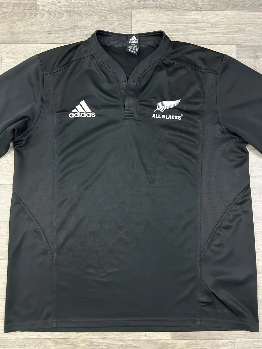 Vintage 2009 Adidas New Zealand All Blacks Jersey - Image 2
