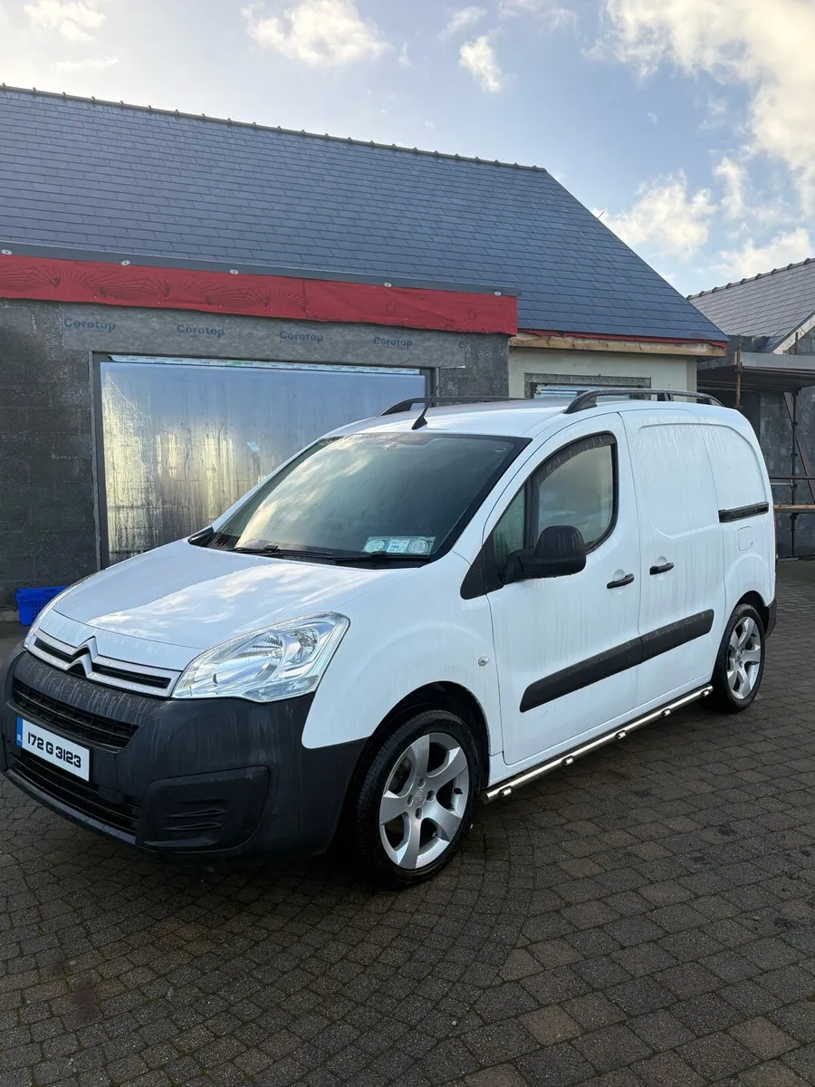 2017 Citroen Berlingo - Image 1