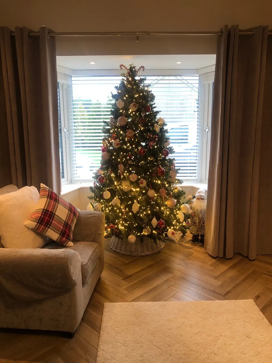 Christmas tree 🌲 - Image 2