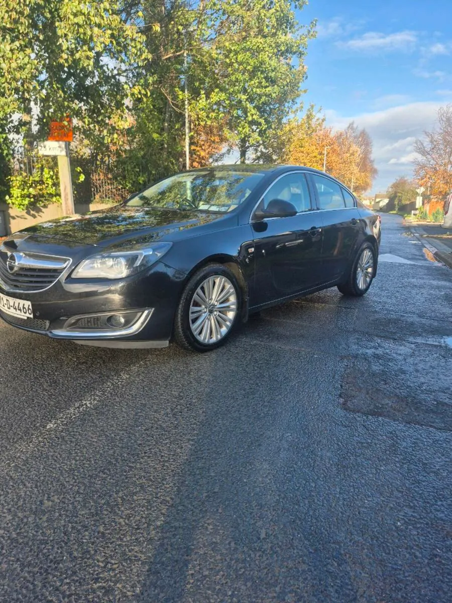 Opal Insignia - Image 1