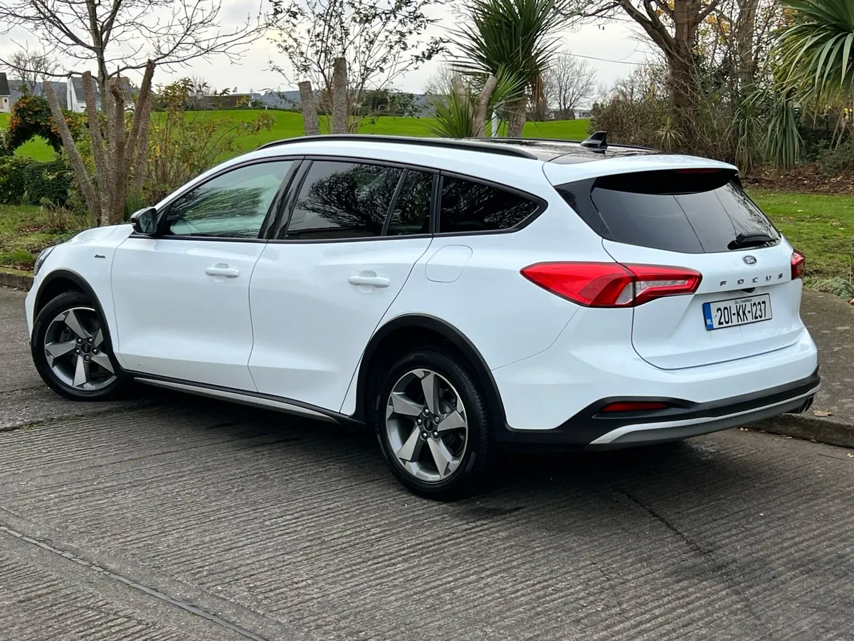 201 FORD FOCUS TITANIUM 1.5 DIESEL ACTIVE - Image 4