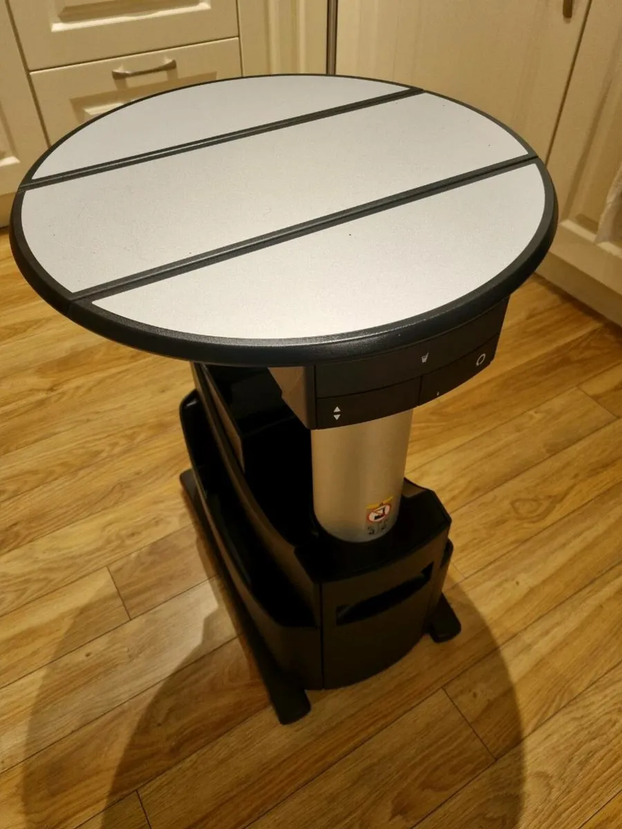 Volkswagon caravelle table and storage - Image 1