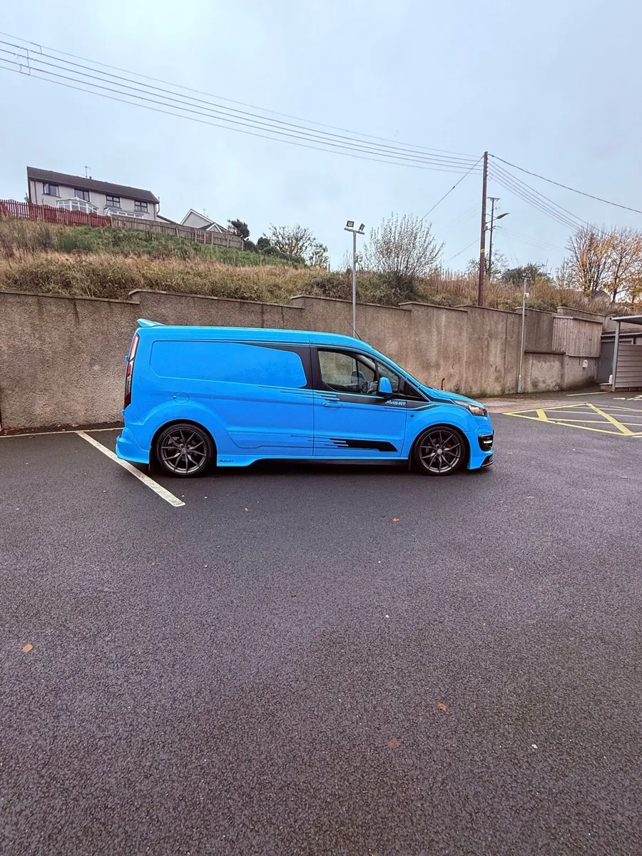 FORD TRANSIT CONNECT TREND - Image 3