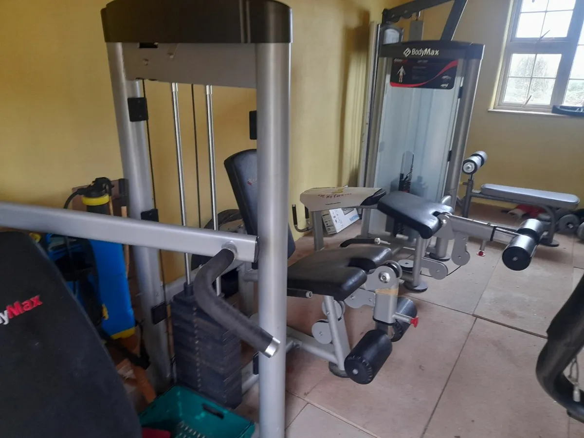 Gym equipment - Image 4