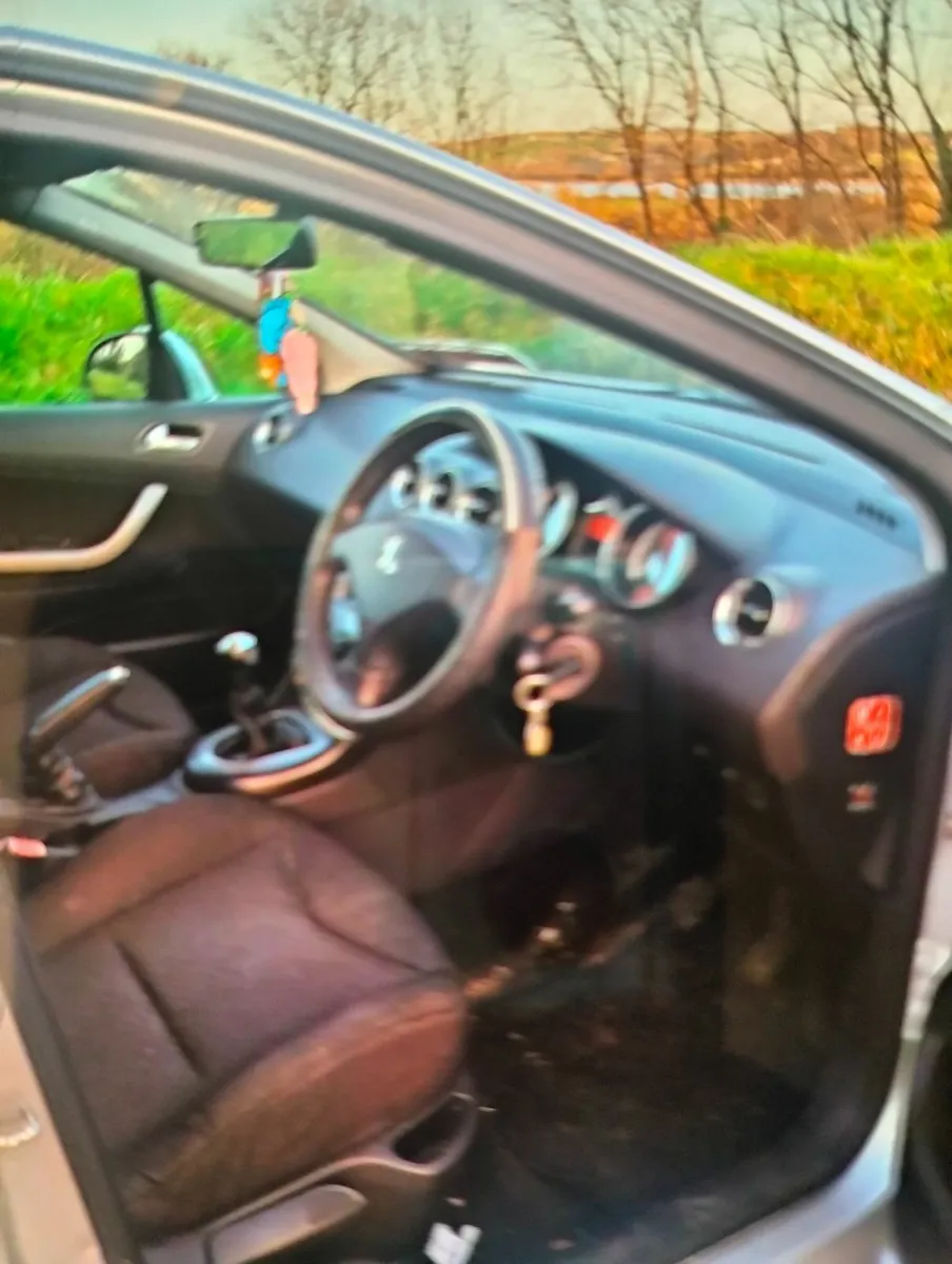 Peugeot 308 2009 - Image 3