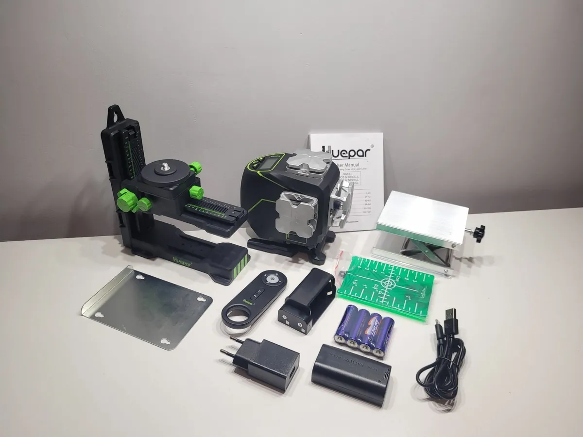 Trade Rated 3 x 360 Green Laser Level self levelin - Image 3