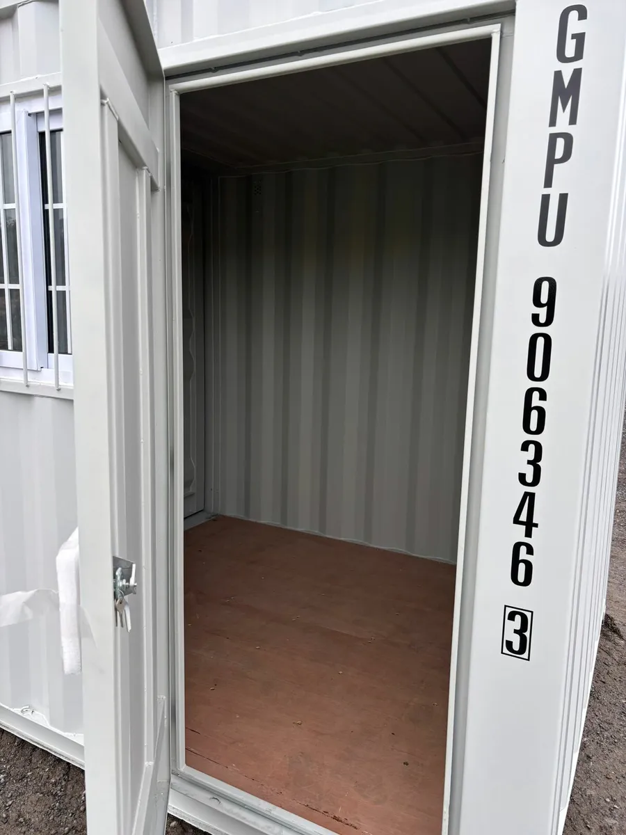 Mini site office - Image 4