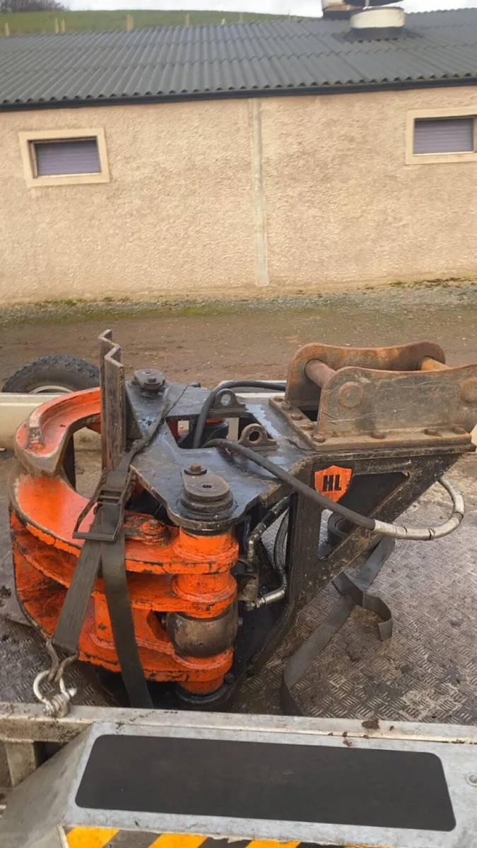 13 ton mulchers and tree shears for hire - Image 4