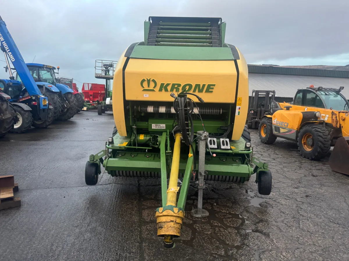 Krone Comprima F155XC Round Baler - Image 2