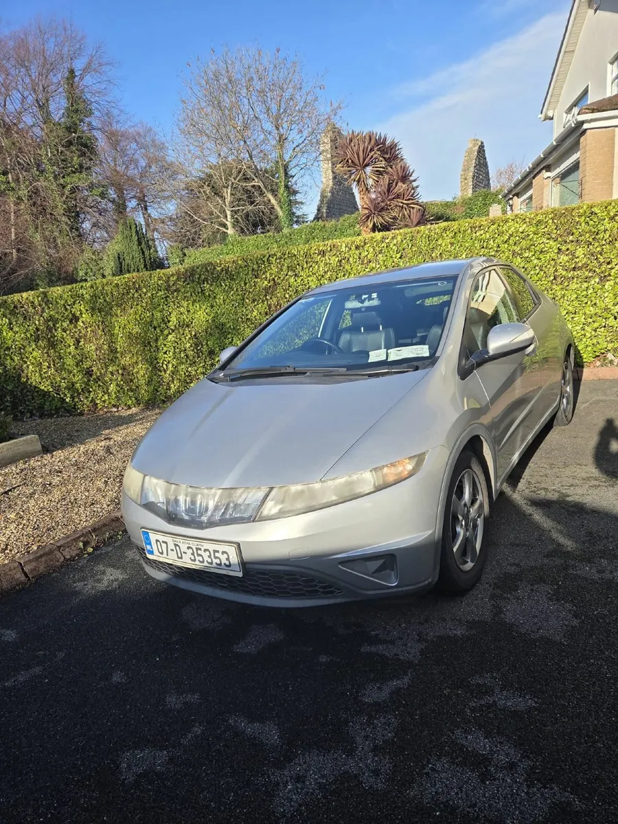 Honda Civic 2007 - Image 1