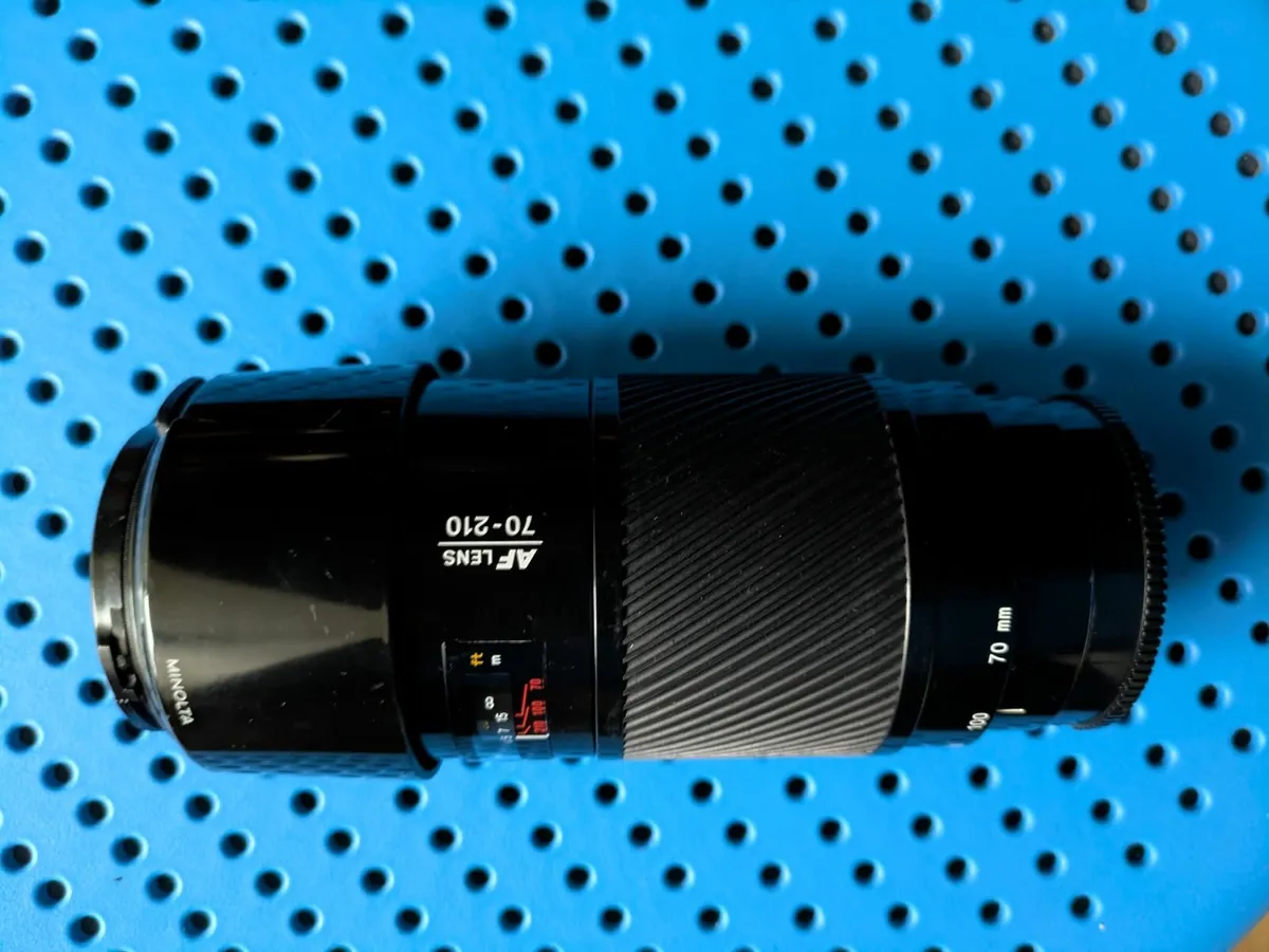 Minolta AF 70-210mm f/4 "beercan" lens - Image 4