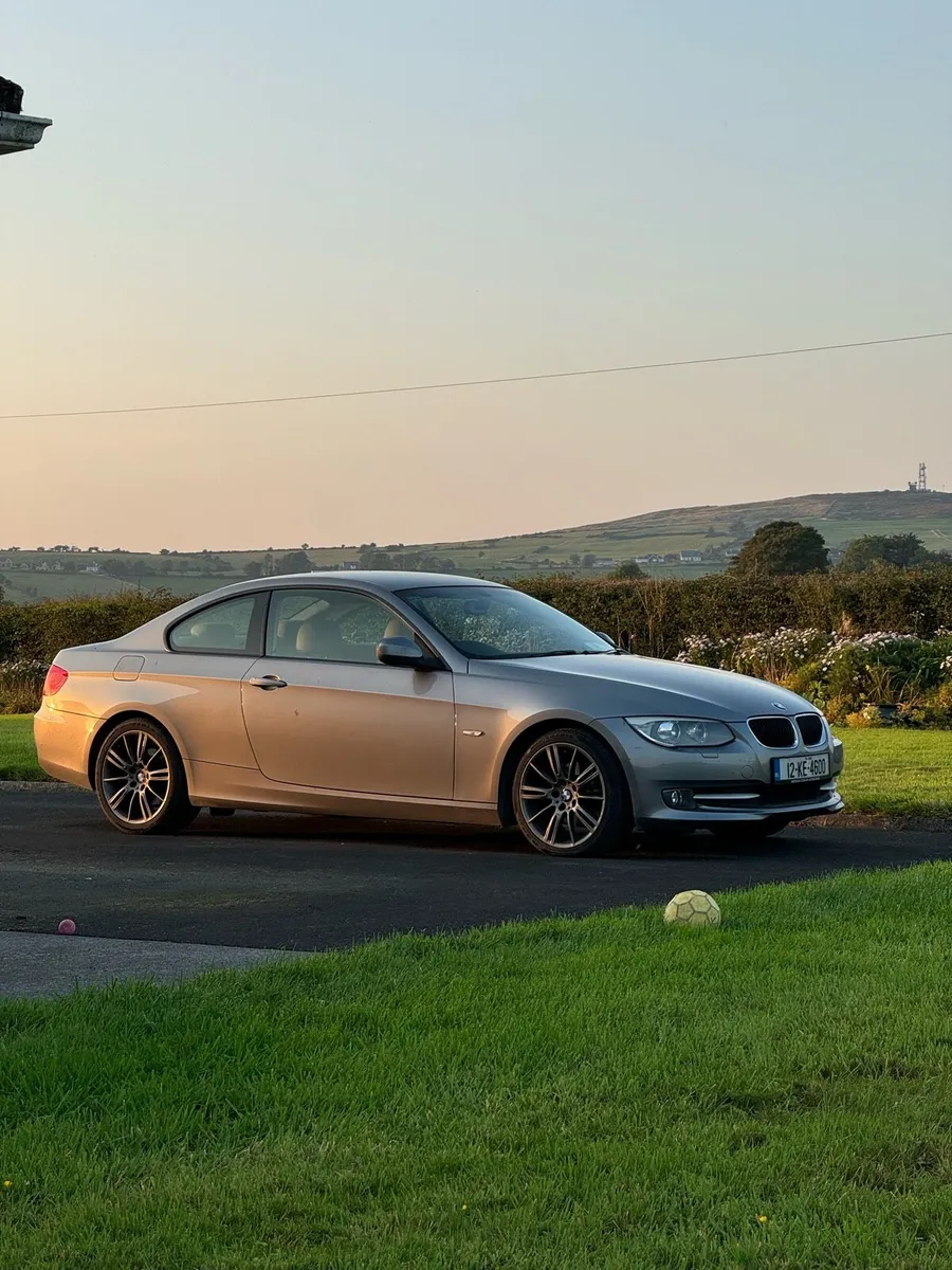 2012 BMW 320d - Image 1