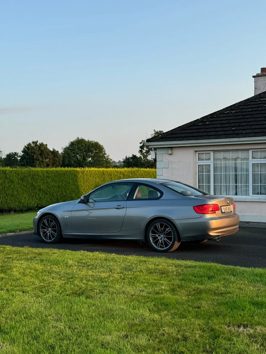 2012 BMW 320d - Image 2