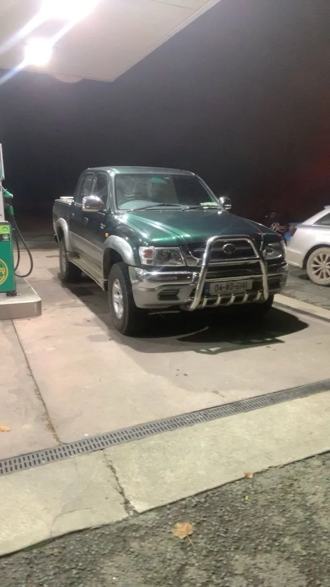 Toyota hilux 2004 - Image 3