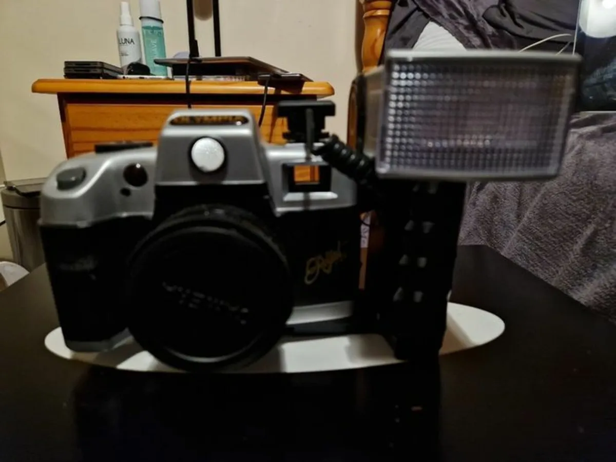 Vintage 1980 Olympia Big Royale 35mm Film Camera - Image 4