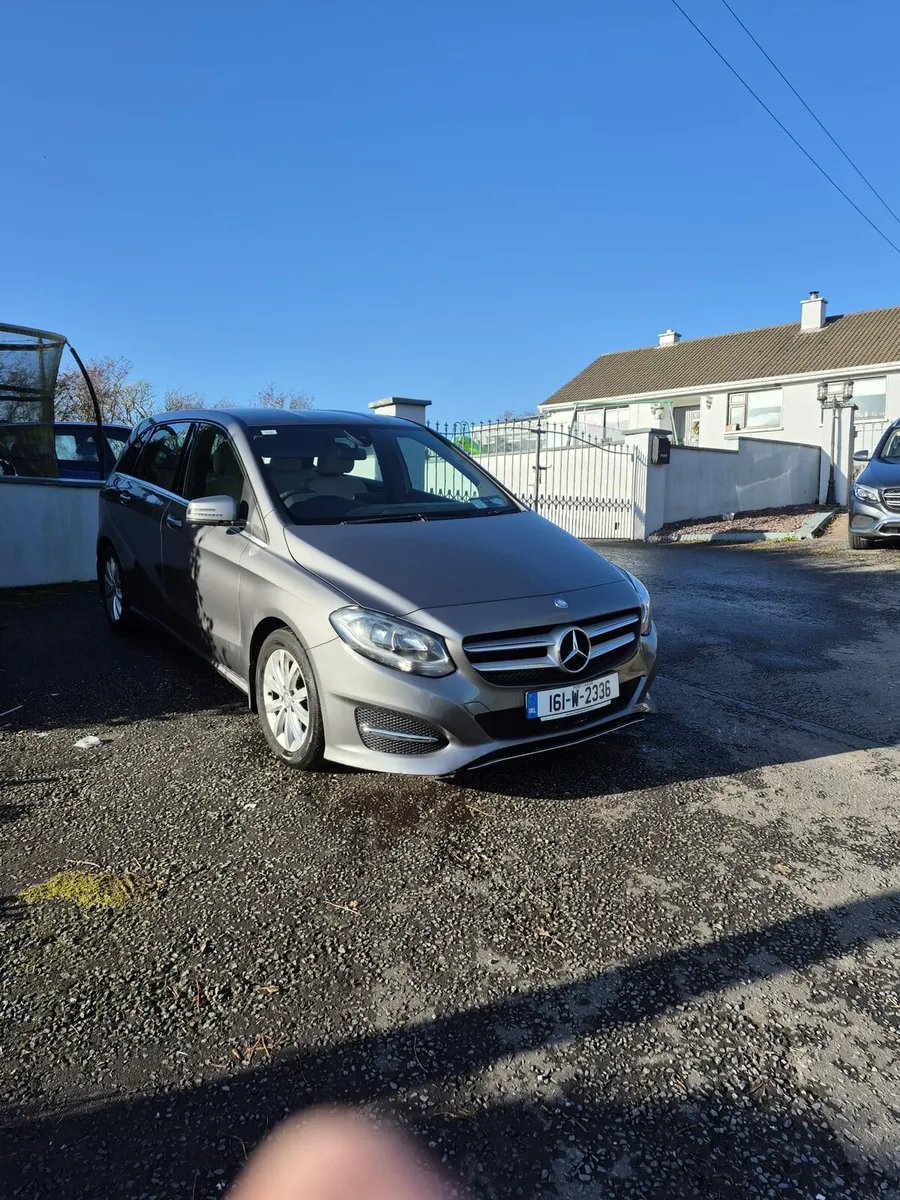 2016 MERCEDES B180 AUTOMATIC DIESEL - Image 1