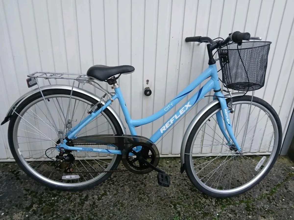 Large selection of Mens and womens hybrid bikes - Image 1