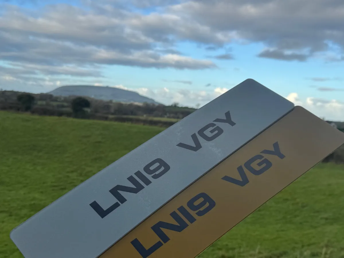 Tinted gel plates delivery nationwide - Image 1