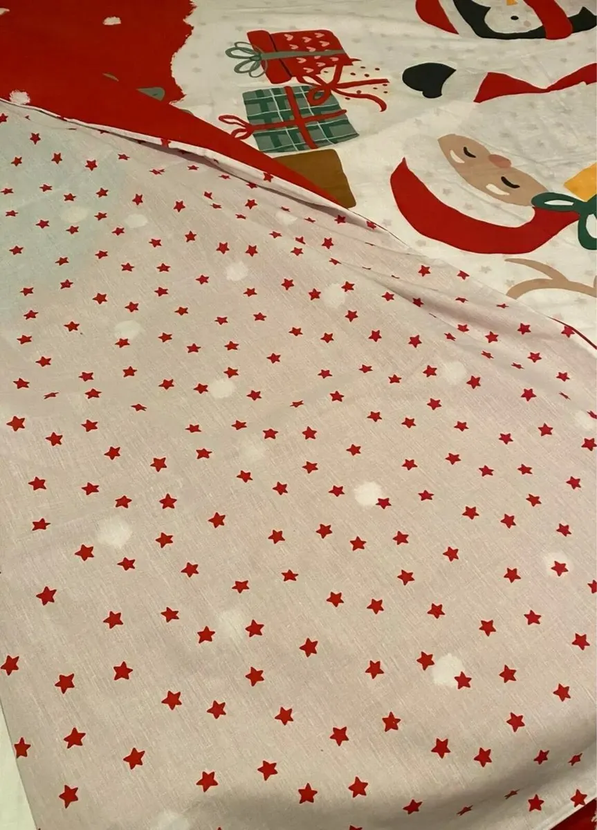BRAND NEW Christmas Double Duvet and Pillowcases - Image 4